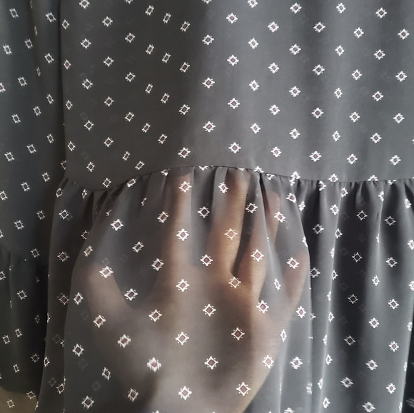 Black Peplum blouse - Picture 3 of 4